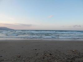 voyager en grèce sur l'île de crète les montagnes et la mer photo