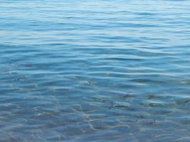 texture de l'eau de mer dans la mer rouge d'égypte photo