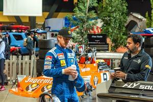 longue plage, Californie - avr 15, 2023 - patrick longue rester dans le paddock de longue plage grandiose prix photo