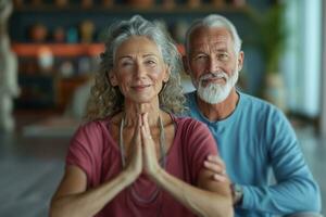 ai généré Sénior des couples dans yoga pose photo