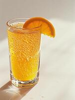 ai généré une verre de Orange jus photo