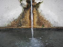 jet d'eau ancienne fontaine photo