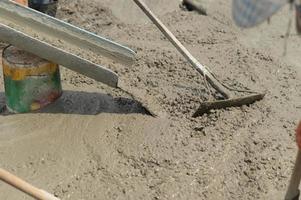 travaux de béton pour la construction. photo