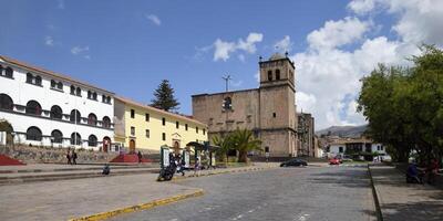 église et couvent de san François, cusco, Pérou photo
