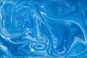 abstrait de marbre liquide blanc bleu photo