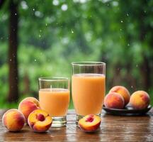 ai généré pêche jus dans verre et Frais les pêches sur en bois table en plein air photo