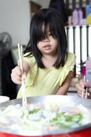 enfant asiatique mignon photo