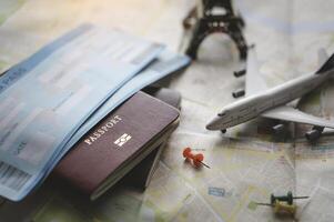 passeports mis sur une monde carte concept Voyage photo