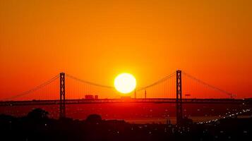 ai généré étourdissant photo de le coucher du soleil avec un Orange et Jaune pente ciel. le Soleil est en bonne place visible, réglage derrière le silhouette de suspension pont. paysage urbain silhouette ai généré