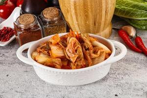 coréen cuisine fermenté chou Kimchi photo