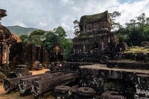 mon fils sanctuaire ruiné shaiva hindou les temples dans central vietnam photo