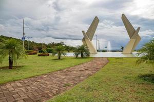 goiania, goias, brésil, 2019 - monument des bénédictions photo