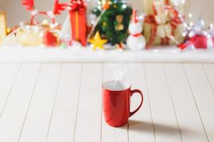 tasses rouges à noël photo