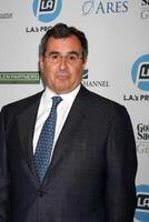 los angeles - sept 27 peter chernin en arrivant à Las promettre 2011 gala à le grandiose salle de bal, Hollywood montagnes sur septembre 27, 2011 dans los anges, Californie photo