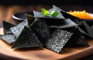 ai généré fait maison nori frites avec des graines par fermer coup cette points forts le croustillant texture et riches umami saveur, mettant en valeur le casse-croûte comme un innovant torsion sur traditionnel frites photo