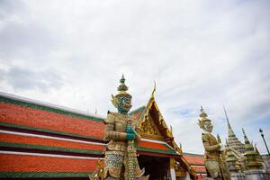 démon Gardien à l'intérieur wat phra kaew grandiose palais Bangkok Thaïlande. photo