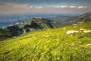 vue de Kasprowy wierch sommet dans le polonais tatra montagnes photo