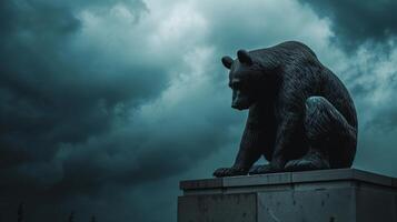 ai généré ours marché ralentissement baissier marché ours statue avec foncé des nuages ciel photo