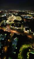 aérien panoramique vue de illuminé nordampton ville de Angleterre, Royaume-Uni pendant nuit de octobre 25, 2023 photo