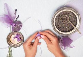 DIY Fait main violet lavande sachet,étape par étape instructions, plat poser, faire un pas cinq photo