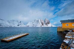 sakrisoy pêche village sur lofoten îles, Norvège photo