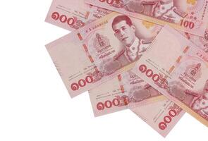 pile de Nouveau 100 thaïlandais baht billets de banque. affaires et la finance concept. photo