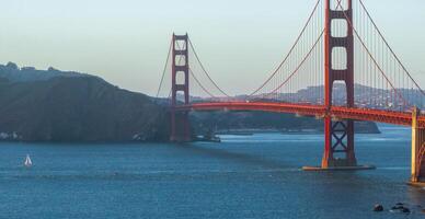 célèbre d'or porte pont, san francisco à coucher de soleil, Etats-Unis photo