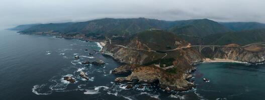 Bixby pont aérien vue dans Californie, Etats-Unis. magnifique pont photo