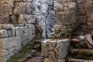 ruines de antique bâtiment dans le ancien ville de phaselis photo