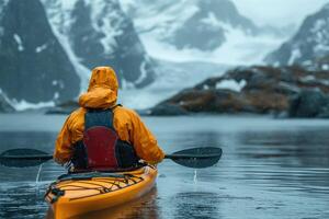 ai généré kayakiste sur une mer kayak contre le toile de fond de neigeux rivages photo