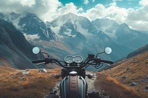 ai généré moto dans montagnes paysage, premier point vue photo
