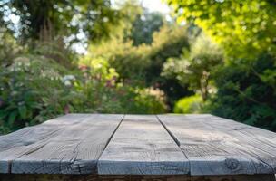 ai généré vide en bois table dans jardin, marque positionnement image photo