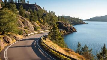 ai généré une courbure route le long de le bord de une pittoresque Lac photo