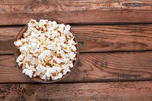 pop corn dans bol nourriture photo