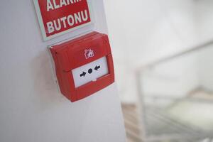 rouge Feu alarme bouton sur mur , photo