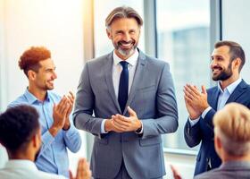 ai généré patron remerciement content employé, applaudissements de collègues photo