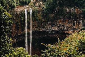 vue de le observation plate-forme de le cascade dans le Chamarel la nature parc dans maurice. photo