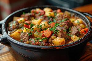 ai généré Viande et des légumes mijoter dans une pot sur le table photo