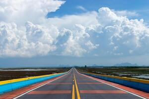 nuage blanc dans le ciel photo