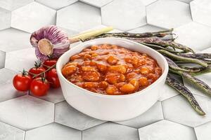 blanc des haricots dans tomate sauce photo