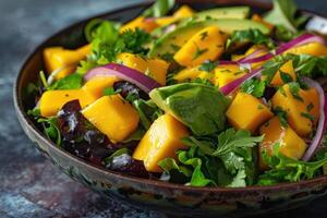 ai généré une rafraîchissant salade avec mixte légumes verts, mangue, avocat, rouge oignon, et une coriandre-lime pansement photo