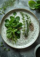 ai généré une assiette de herbes avec différent feuilles et feuilles sur il photo