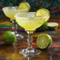 ai généré swing mexicain Margarita citron vert garnitures, authentique mexicain cuisine image photo