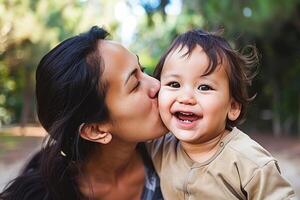 ai généré content Jeune mère baisers bambin fils sur une marcher, passionné baiser pic photo