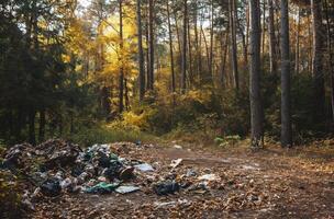 ai généré forêt jonché avec déchets photo