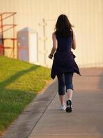 Carmichael, Californie, 2007 - femme en marchant pour exercice photo