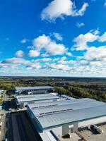 haute angle vue de industriel biens entrepôt à hemel chanvre ville de Angleterre Royaume-Uni. novembre 5ème, 2023 photo