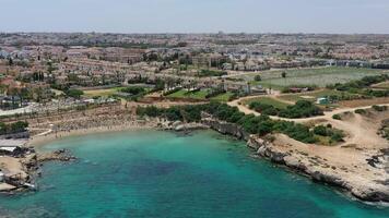 Chypre côte avec falaises aérien vue photo