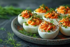 ai généré diable Oeuf dans le cuisine table professionnel La publicité nourriture la photographie photo