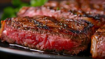 ai généré Frais juteux délicieux du boeuf steak sur une foncé Contexte. ai généré photo